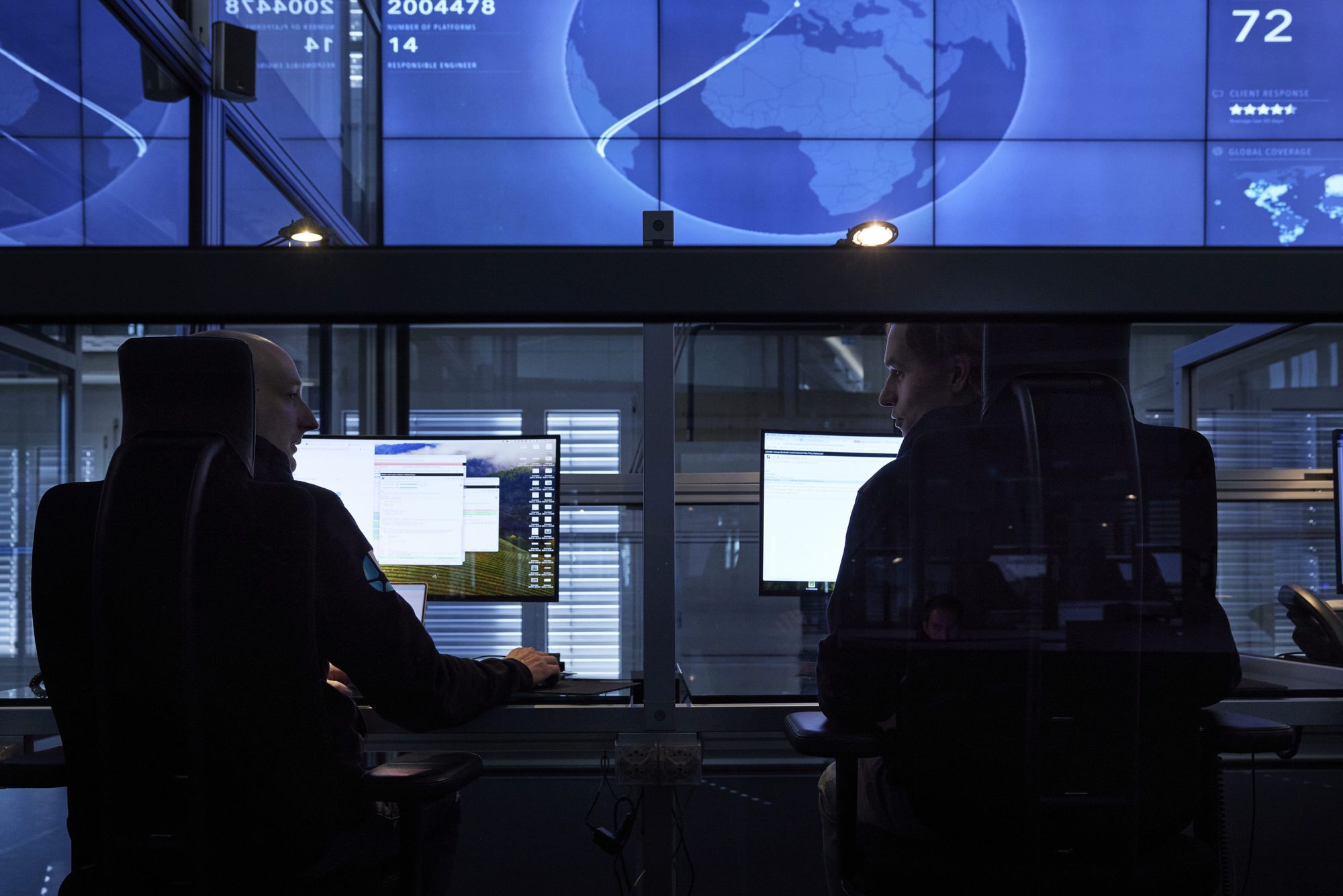 Guaranteed service performance with end-to-end SLAs