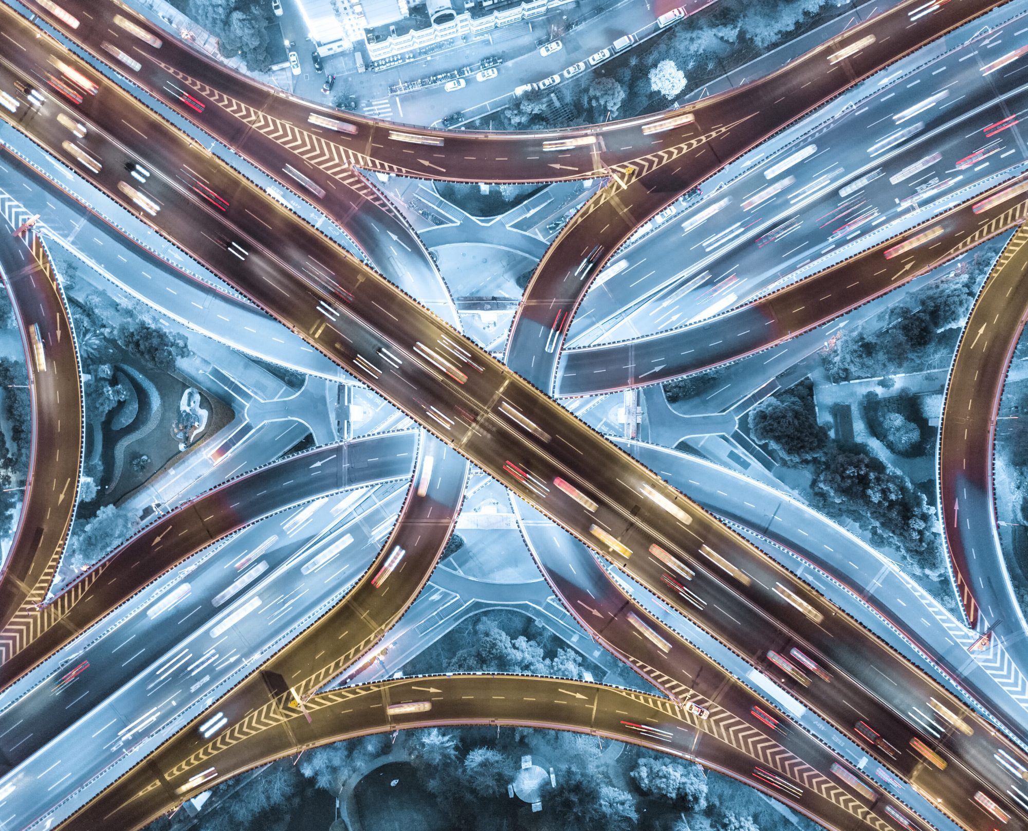 Bandwidth control prioritizing business-critical traffic